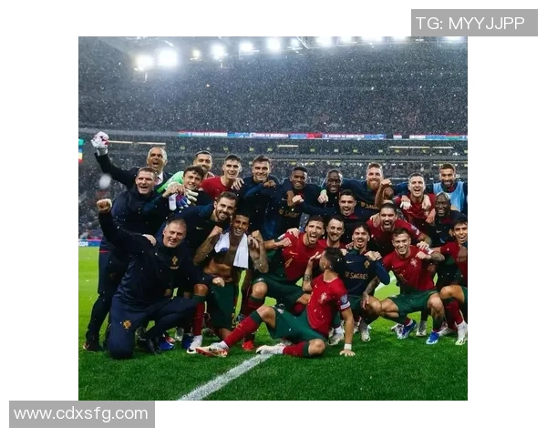 贺岁足球球星：新春赛场上的豪华阵容与精彩瞬间